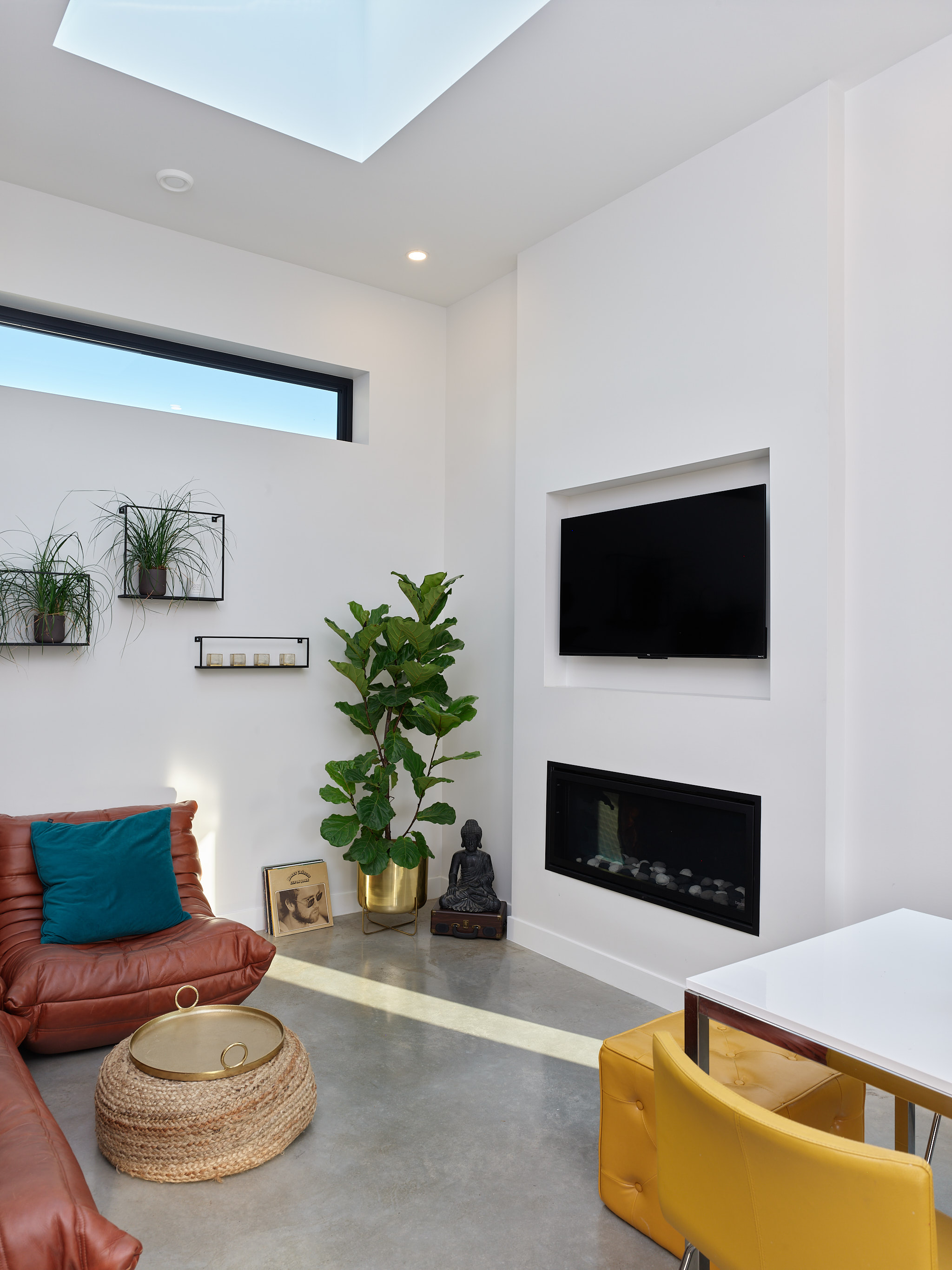 Vancouver custom modern prefab modular home — living room